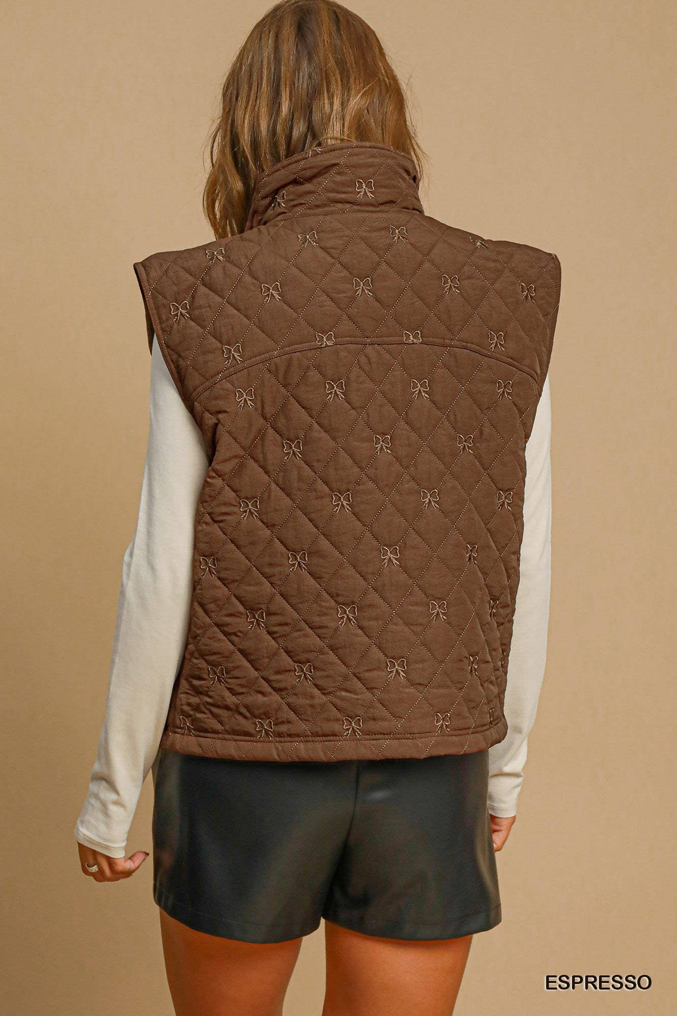 Vanilla Monkey - Vente Veste sans manches – femme - Gilet matelassé sans manches avec détails en forme de nœud3