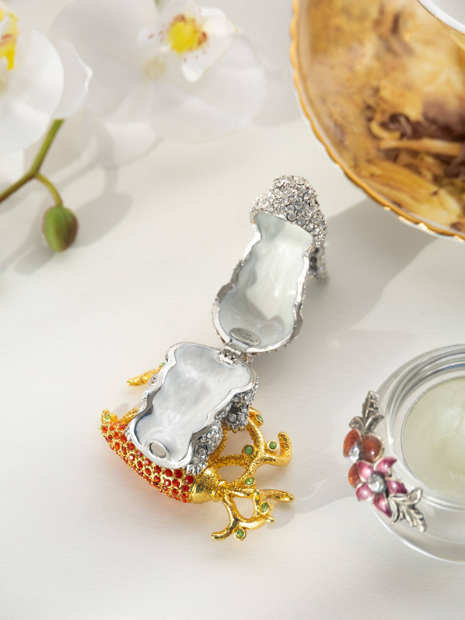 Keren Kopal - Wholesale Jewelry Box/Organizer - Rabbit with Carrot Trinket Box4