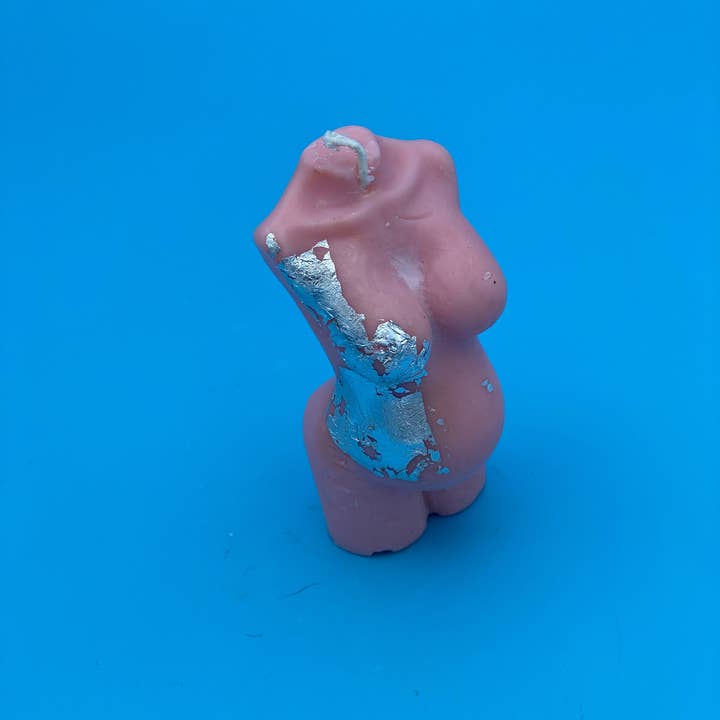 Pugglewick candles - Wholesale Novelty Candle - Pregnant woman candle1