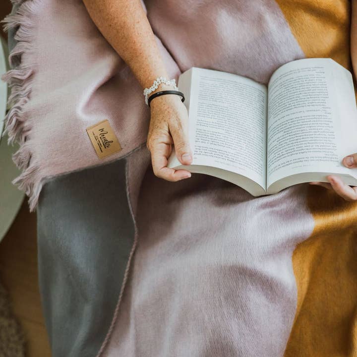 Meraki Movement - Wholesale Throw blanket - Josie Brushed Alpaca Throw Blanket