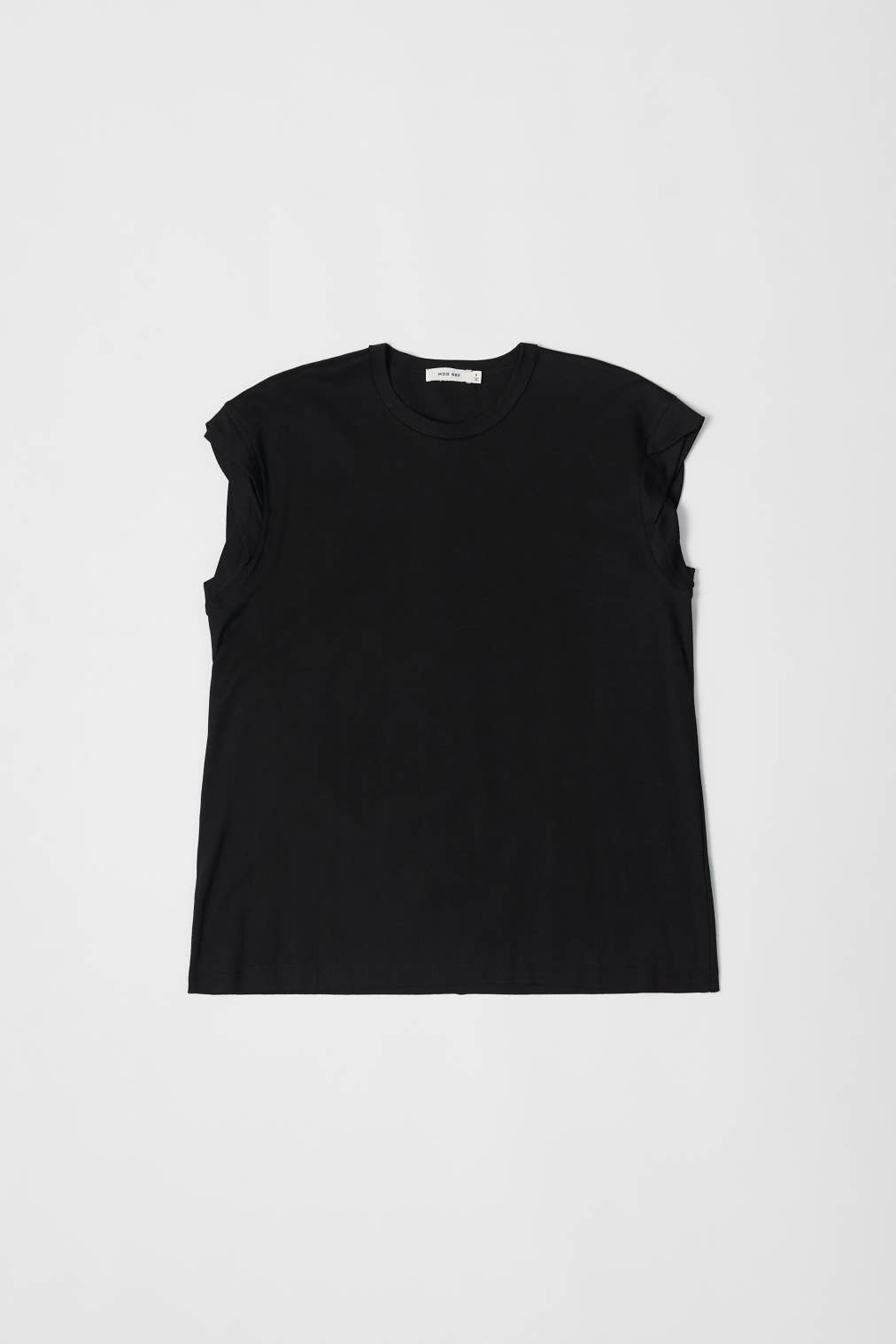 MOD REF - Vendita all'ingrosso Maglietta - Donna - The Remy Top | T-shirt a tunica muscolare con maniche arrotolate15