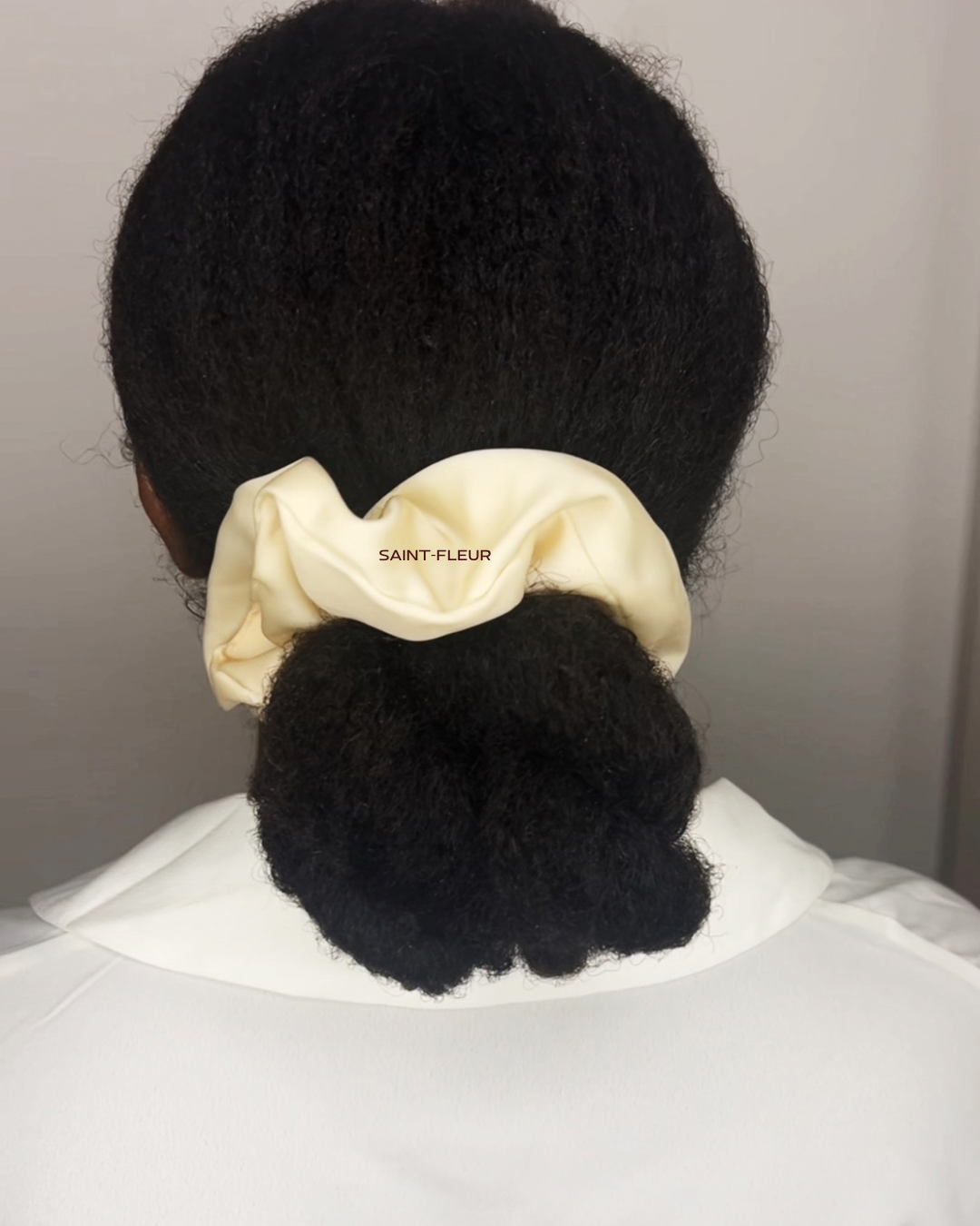 SAINT-FLEUR - Wholesale Hair Accessories Set - Women's - Satin Elegance – The Perfect Scrunchie to Enhance and Protect Your Afro Hair1