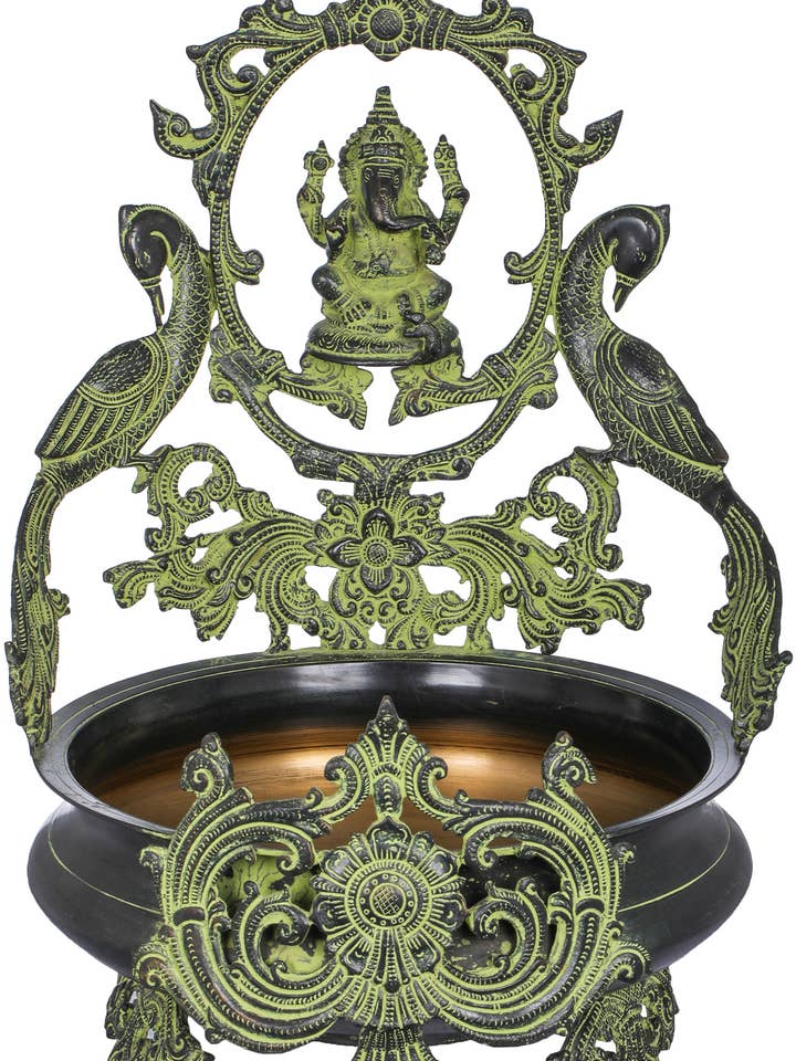 20" Ganesha Urli med påfåglar i mässing | Handgjord för wholesale av Exotic India Art