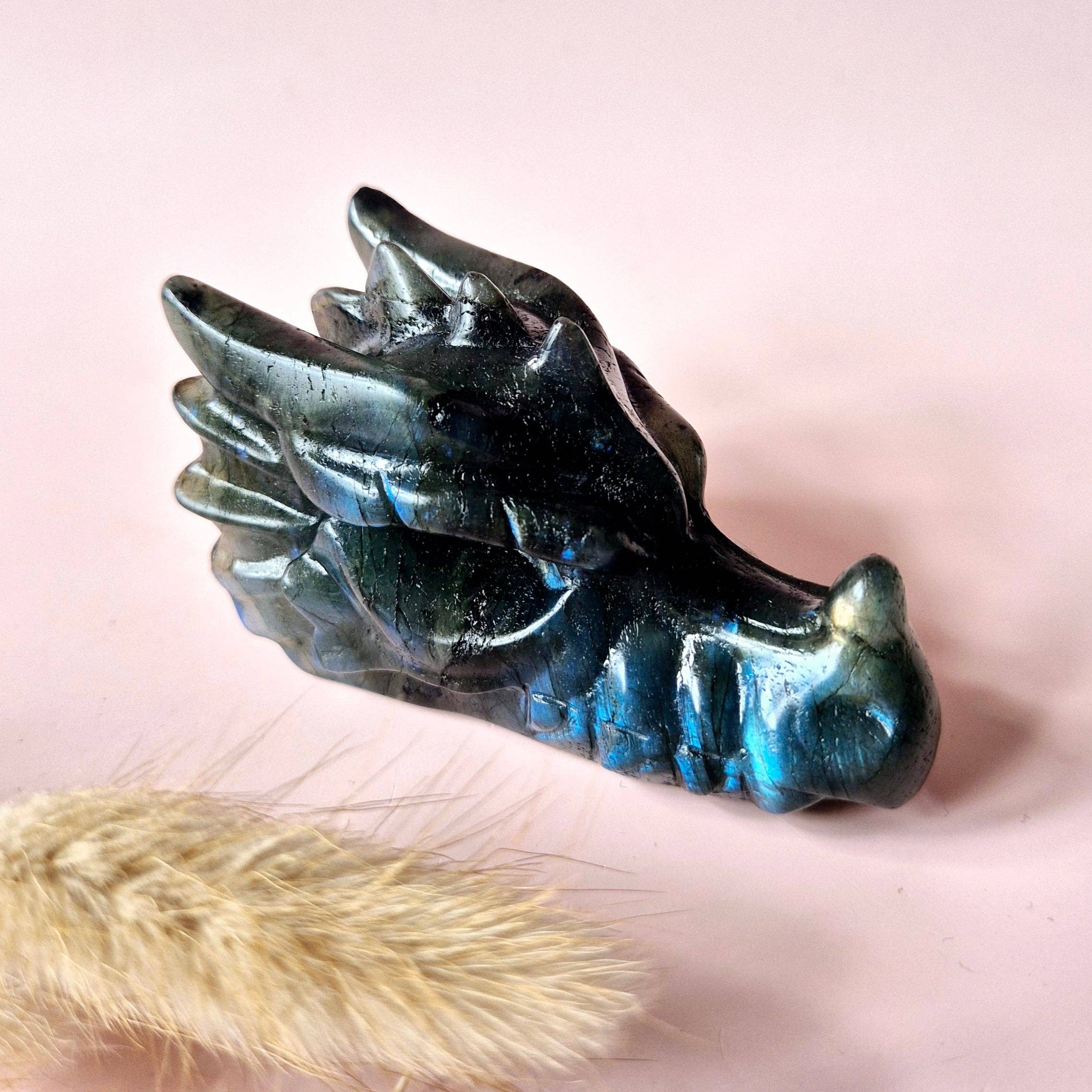 Moonlight Gemstones - Wholesale Spiritual Stone/Crystal - Gemstone Super Flashy Labradorite Dragon Skull (5–6 cm) - Dragon Skull3
