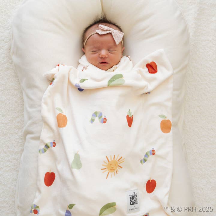 THE VERY HUNGRY CATERPILLAR™ MINKY STRETCH LUXE BLANKETS for wholesale by Saranoni