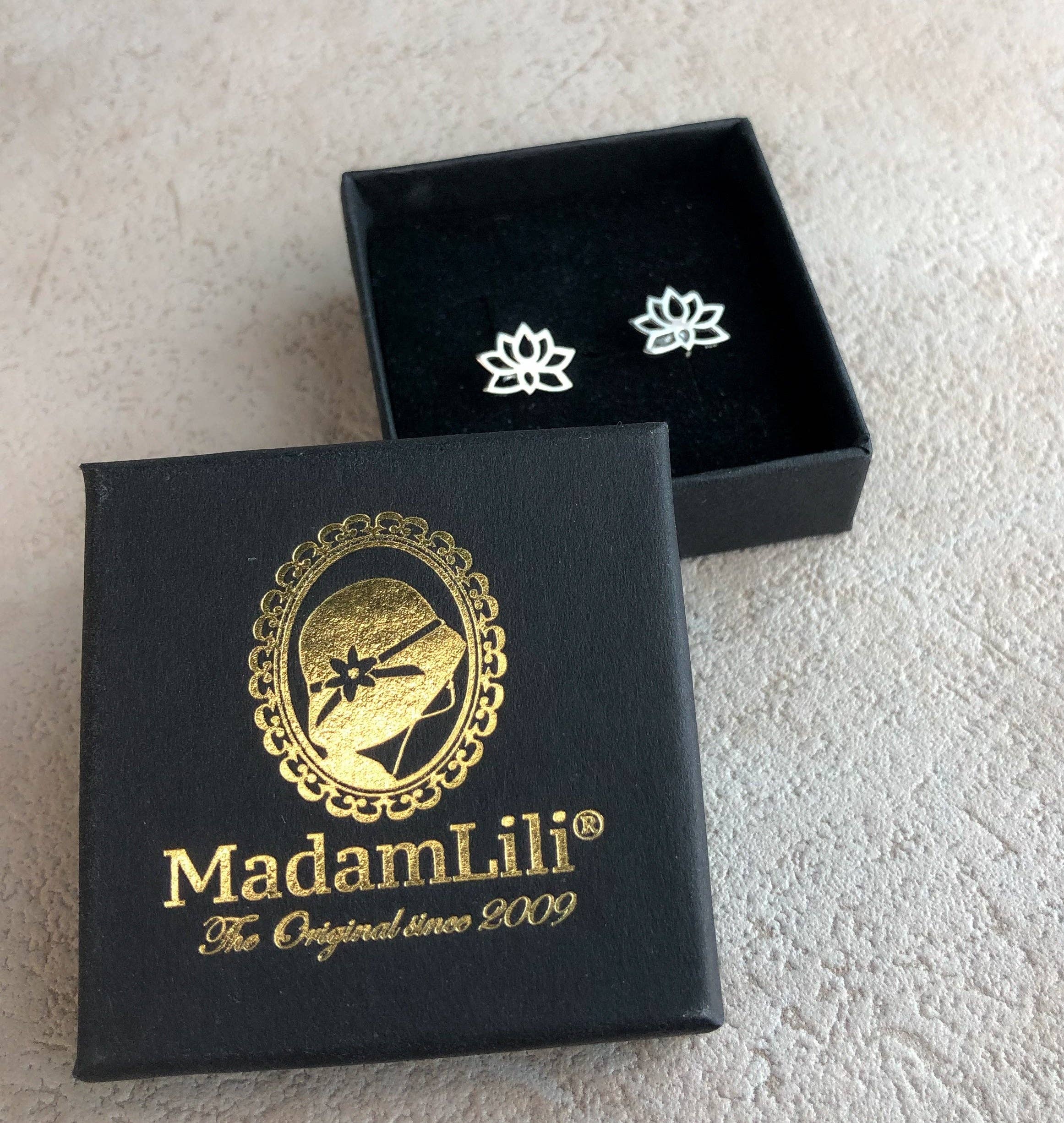 MadamLili – wholesale Stud/post earrings – Mini 925 Sterling Silver Lotus Stud Earrings — EHR925-1194