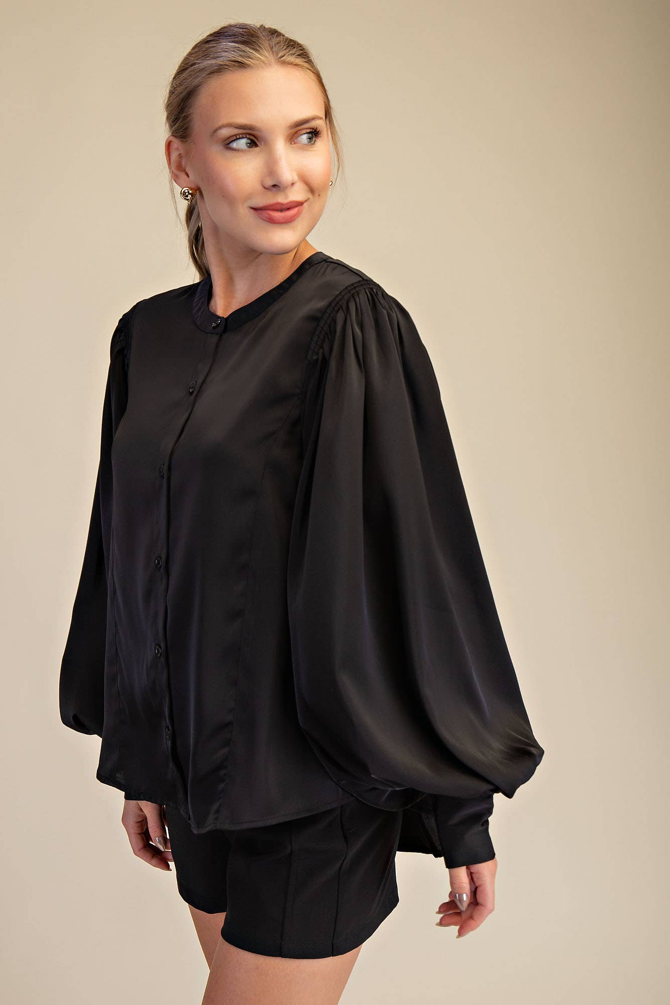 Glam - Wholesale Blouse - Women's - Round Neck Button Down Puff Long Sleeve Satin Top7