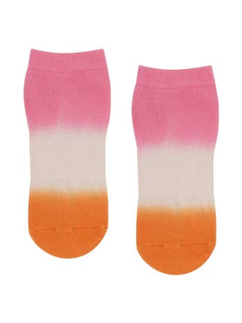 Classic Low Rise Grip Socks, Peach Cheetah