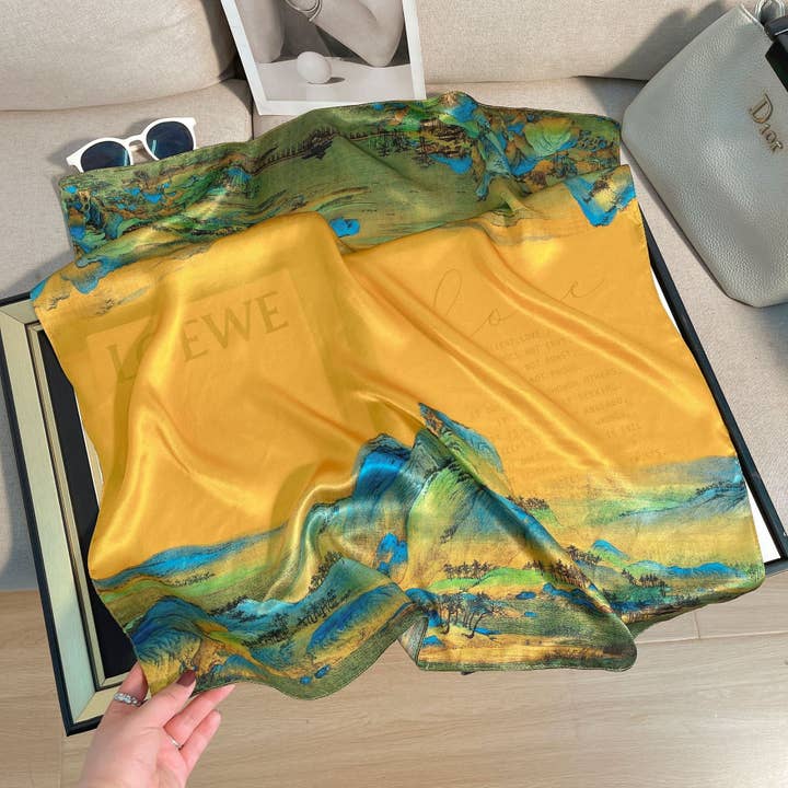 Marayn - Wholesale Scarf - Women's - Luxurious Silk Scarf Beautiful Colors Versatile Style4