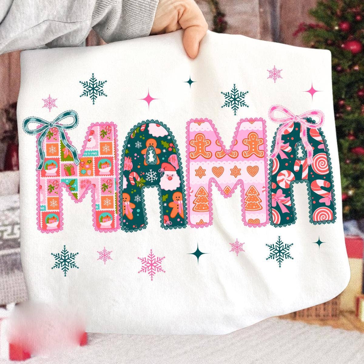 Glaime - Wholesale T-Shirt (Graphic) - Women's - Comfort Colors Christmas Mama Shirt, Tis the Season Sweater2