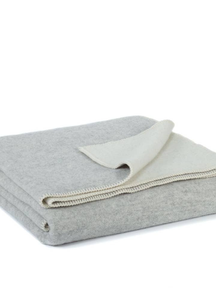 Coperta da letto in lana GRIGIO VIOLA - matrimoniale per la vendita all'ingrosso da parte di MoST