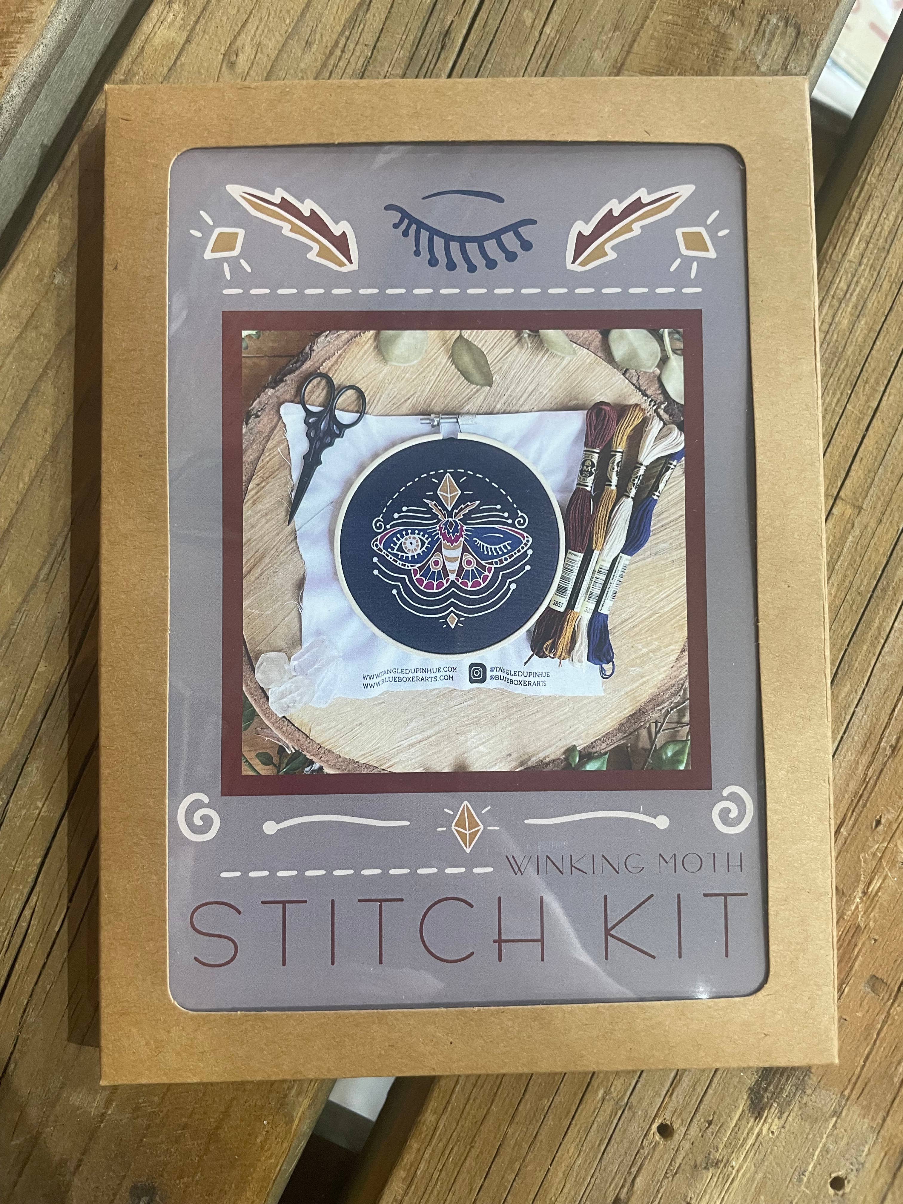 Tangled Up In Hue - Vente Accessoire de broderie/point de croix - Kit de point de bricolage - Kit de broderie papillon de nuit5