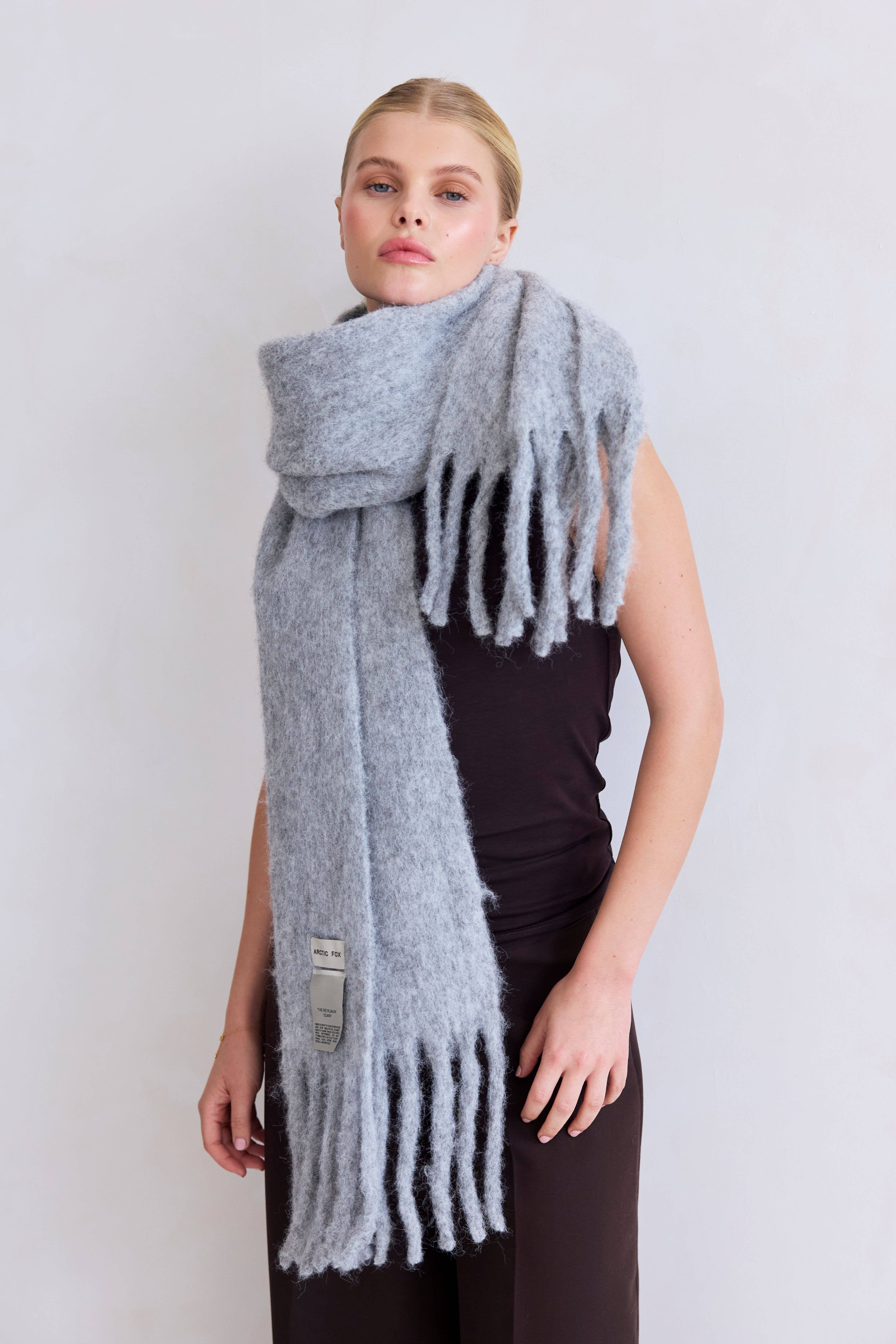 ARCTIC FOX & CO. - Vendita all'ingrosso Sciarpa - Donna - La Sciarpa Reykjavik con Lana RWS - Grigio - AW254