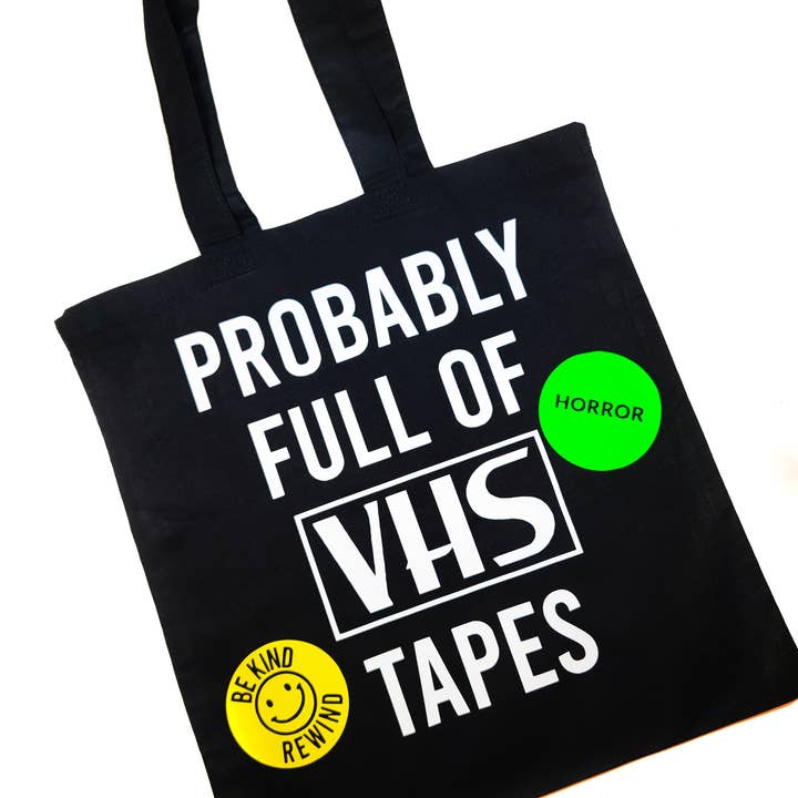 Bolsa reutilizable de algodón negro con diseño VHS y nostalgia de horror de los 90 para venta al por mayor de Printy Vibes