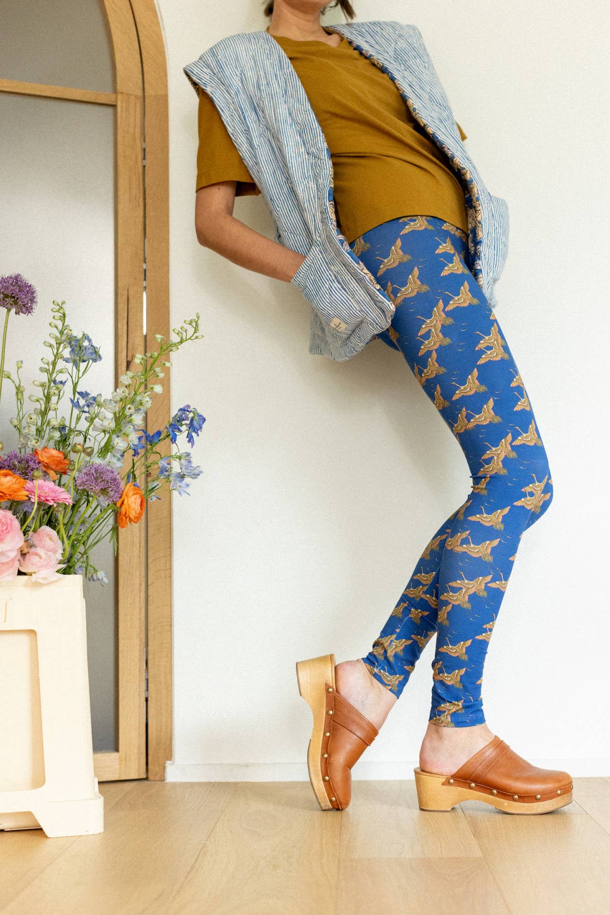 Apaches Collections - Wholesale Fashion Leggings - Women's - JAYA Leggings1