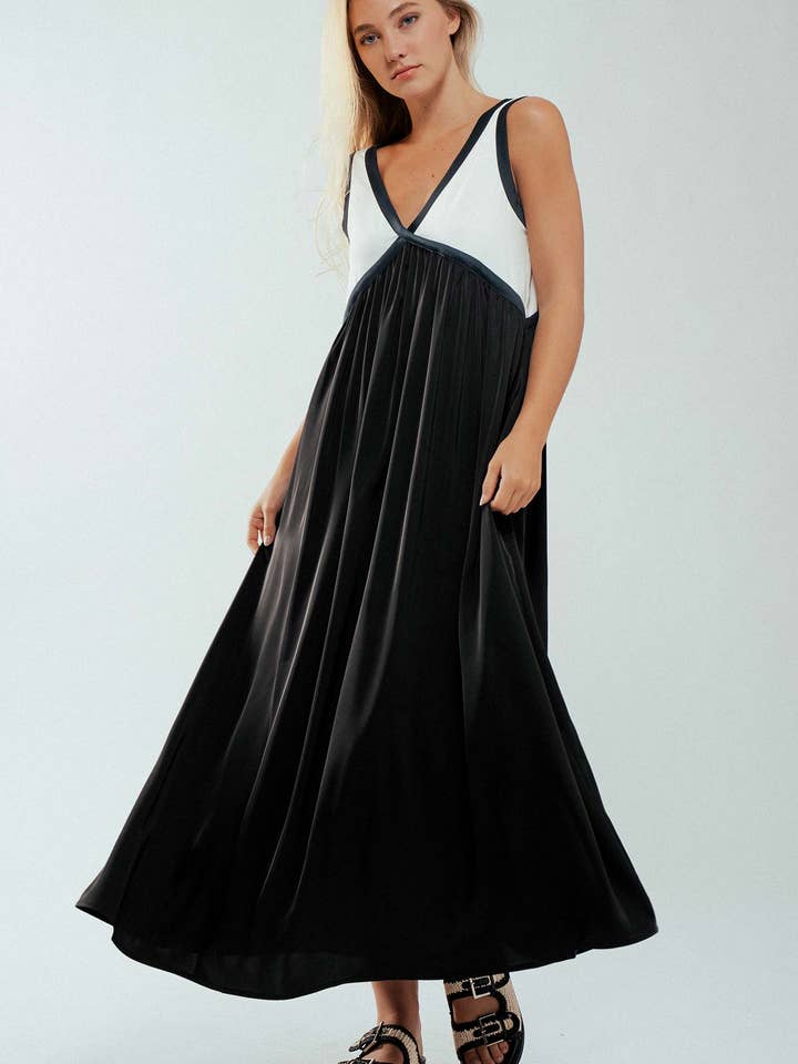 Urban Daizy - Wholesale Dress - Women's - Contrast Piping Empire Waist Dress9