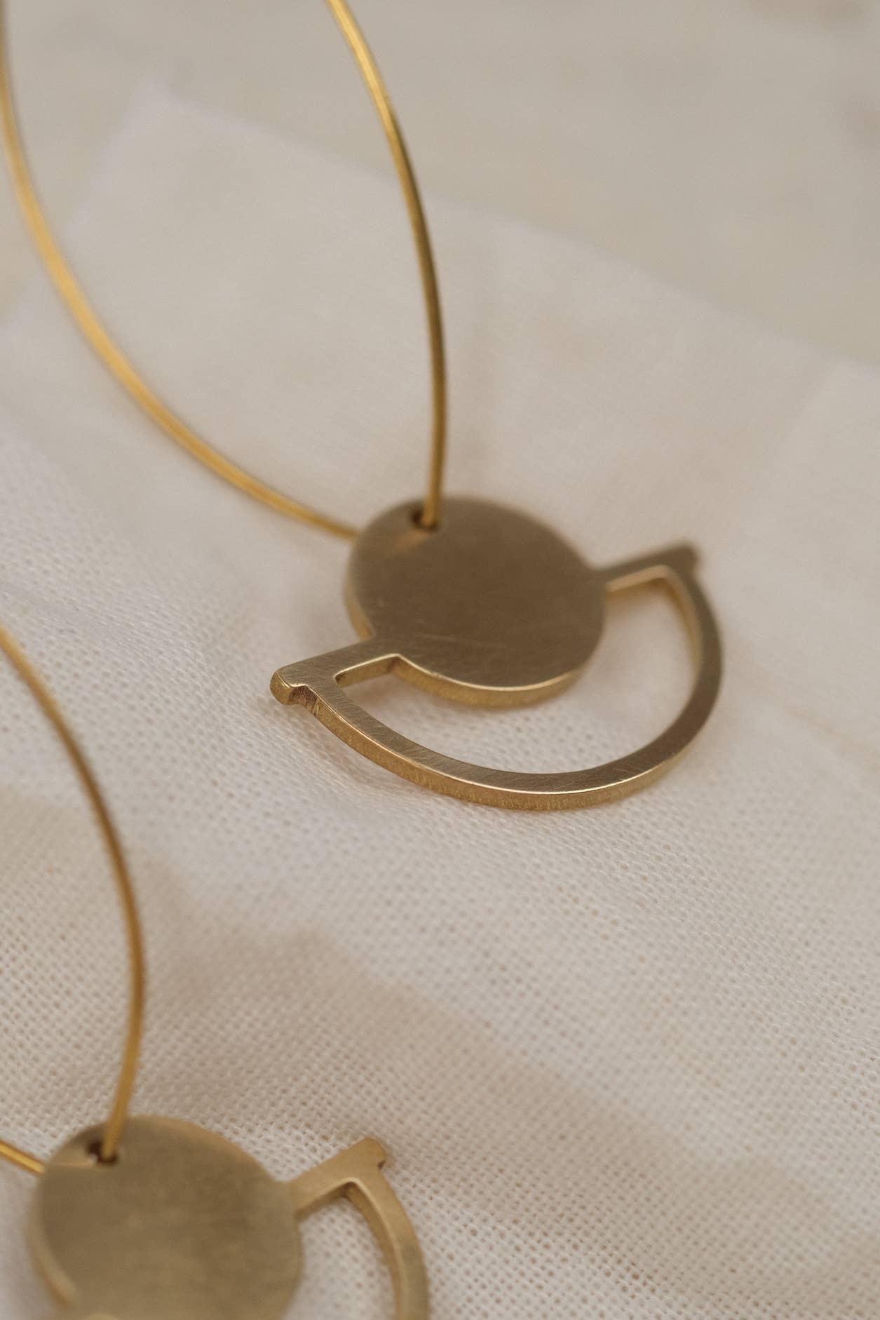 BRASSCAKE Jewelry – Großhandel Hoops – UNIVERSE LONG KREOLEN // Messing, Schmuck, Nachhaltig, Fair1