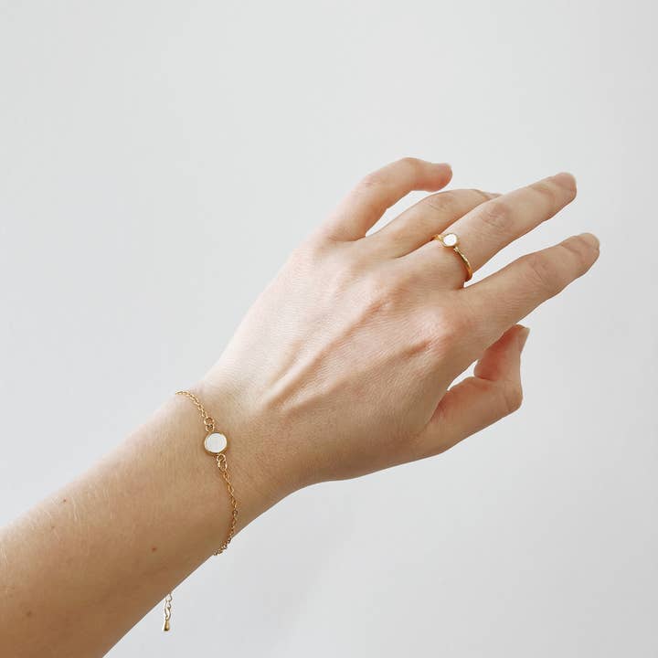 Cream & Concrete - Wholesale Charm/dangle bracelet - Concrete Dainty Dot Strength Bracelet6