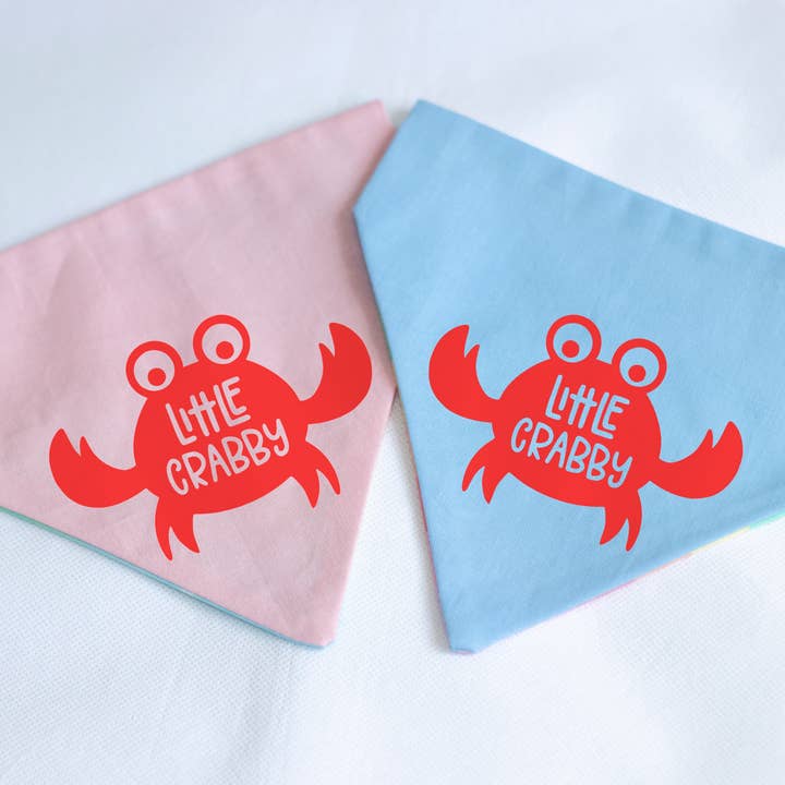 Little Crabby Pet Bandana för wholesale av Wet Nosed Pup