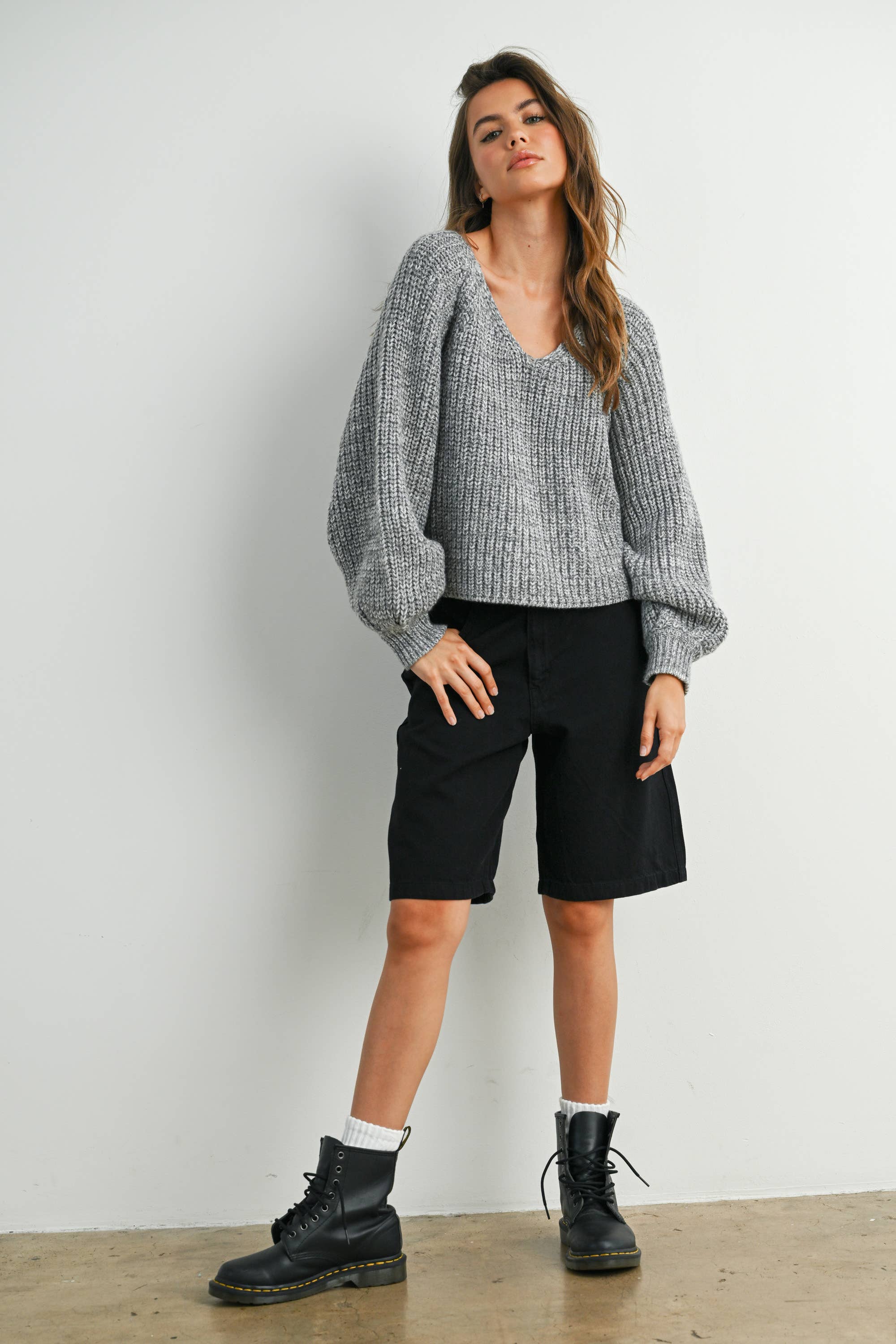 BUTTERMELON - Wholesale Knit Sweater - Women's - Tie-Back V-Neck Drop Shoulder Long Sleeve Top - BMW78100