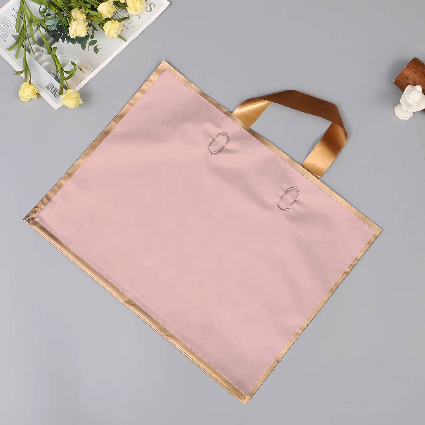 ByHome - Wholesale Gift Bag - 50pcs, 5 colors 12"x3"x10" frosted gold border EVA gift bag 1