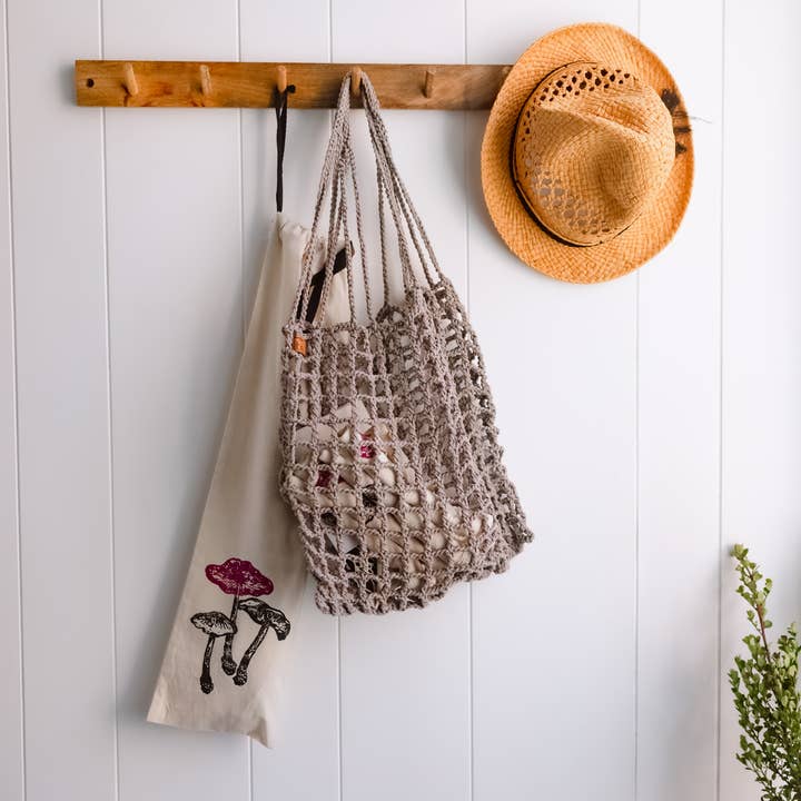 Sac baguette 100 % coton à motif de champignons pour la vente par Line and Nest