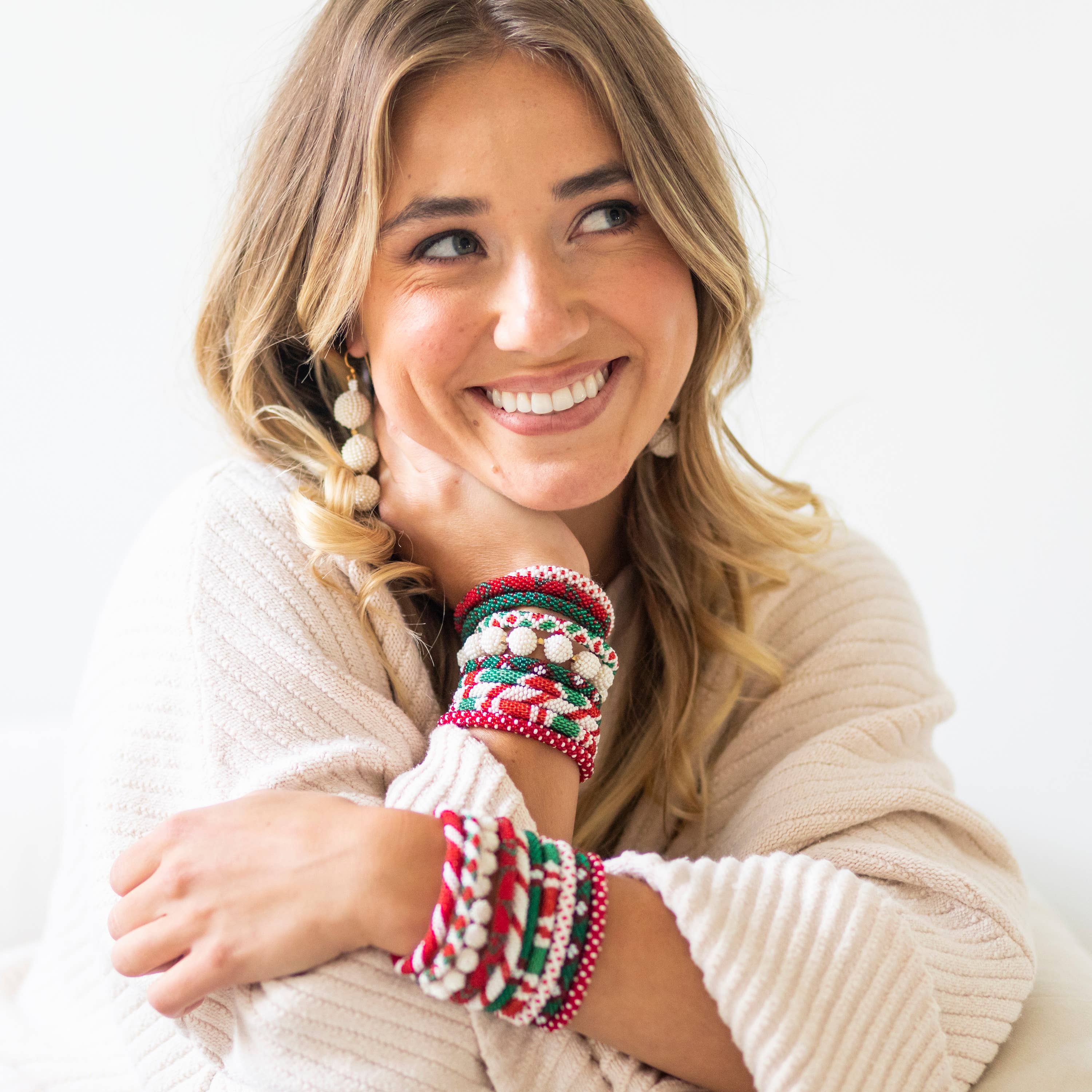 Aid Through Trade - Wholesale Jewelry Set - Roll-On® Christmas Bracelets (Mistletoe) - Set of 123