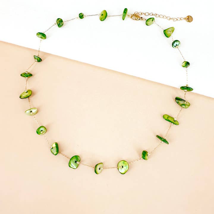 D Bijoux – wholesale Pendant/charm necklace – Mother-of-pearl bead chain necklace8