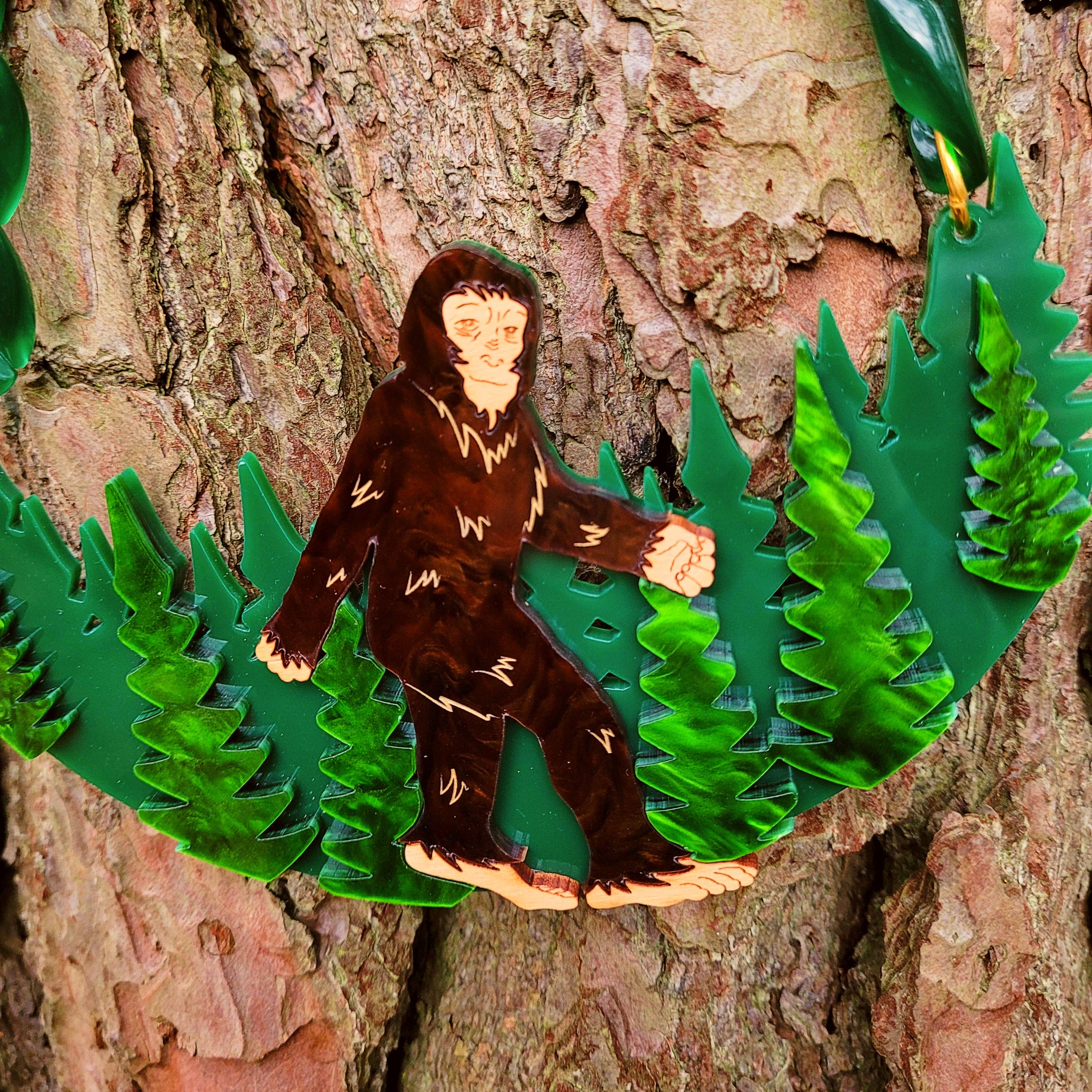 Sugar and Vice - Wholesale Pendant/Charm Necklace - Bigfoot Statement Necklace1