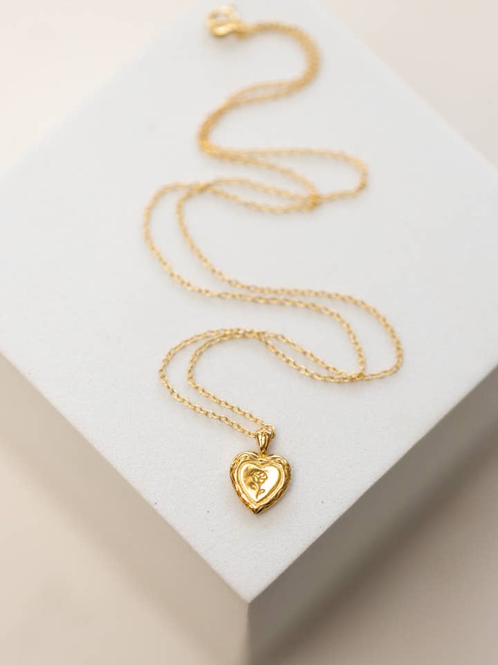 Collana 'Edna' per la vendita all'ingrosso da parte di Maven