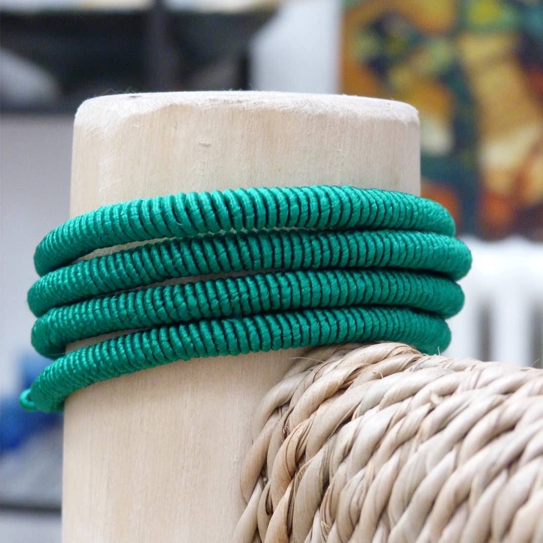 BAAN – wholesale Woven/braided bracelet – Green thread bracelet1