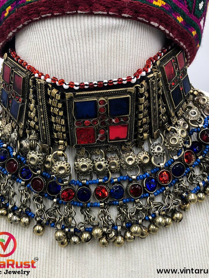 Gargantilla afgana roja y azul con cuentas y piedras de vidrio para venta al por mayor de vintarust