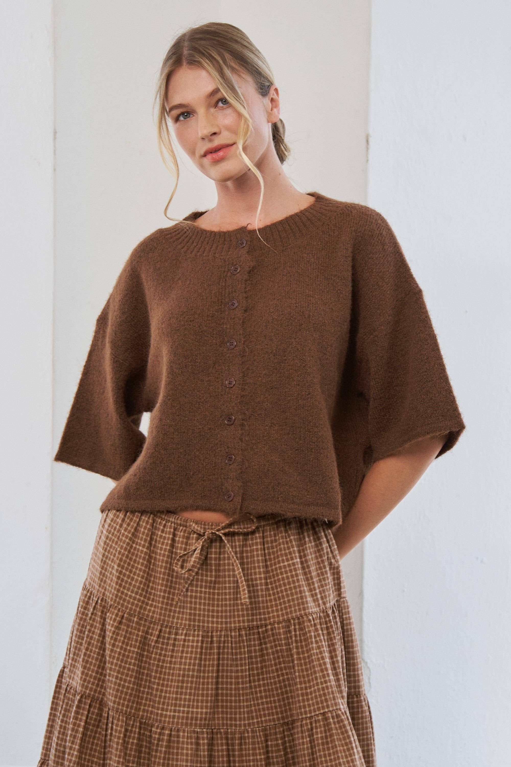 Brown Quarter-Sleeve Knit Cardigans for wholesale on Faire8