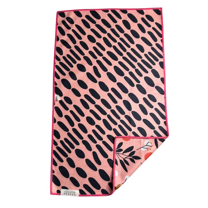 Project Home DIY / Towel Collective - Wholesale Tea Towel - Pom-tastic | Reversible Towel