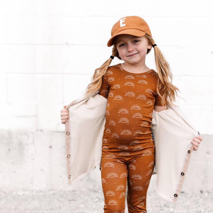 millie + roo LLC - Vente Haut et bas de pyjama – enfant - ENSEMBLES 2 PIÈCES À MANCHES COURTES EN BAMBOU - Sunny Days11