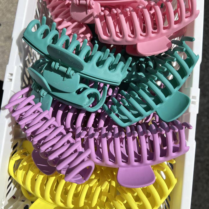 Melting Hearts Co - Wholesale Hair clip – Women’s - Trendy Summer Hair Clip Claws | Pink Green Purple Yellow