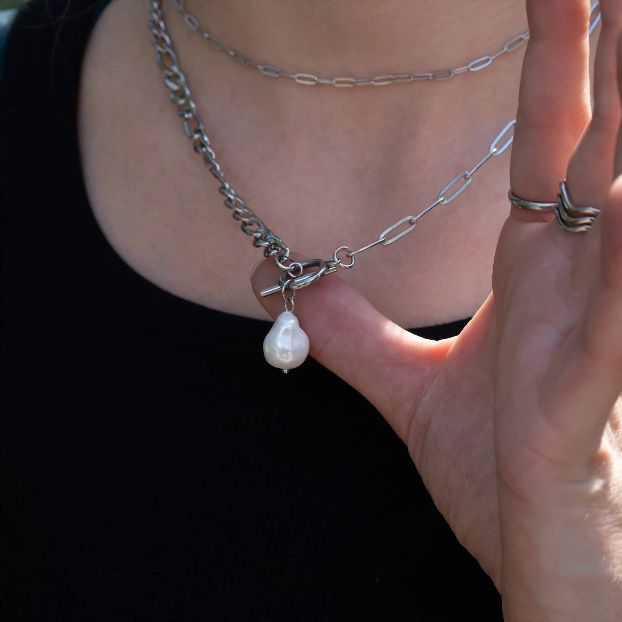 WJW - Wholesale Pendant/Charm Necklace - 18K Gold PVD Toggle Clasp Freshwater Pearl Charm Necklace8