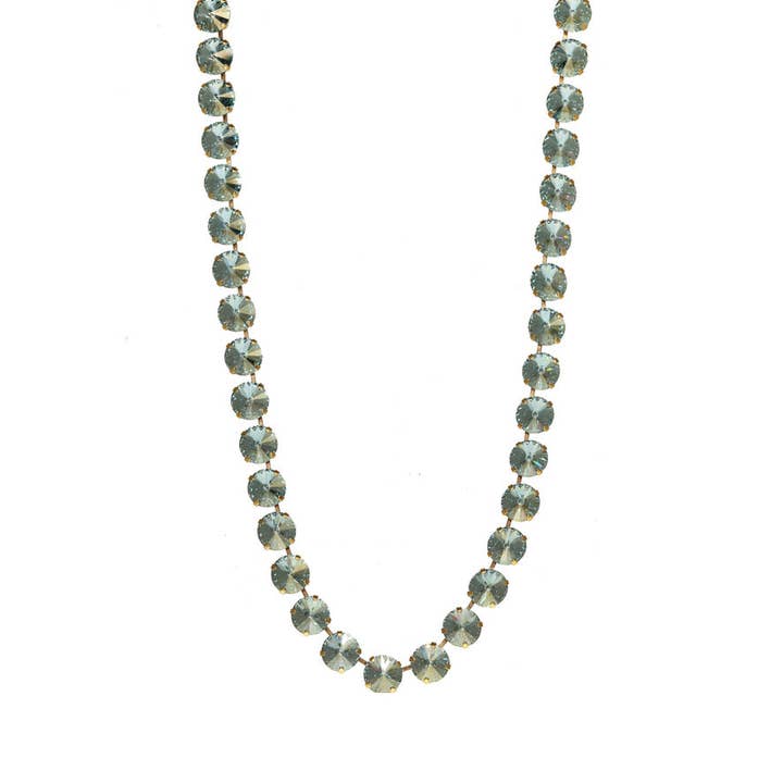 Celia im Aqua Champagne für den Großhandel von TOVA