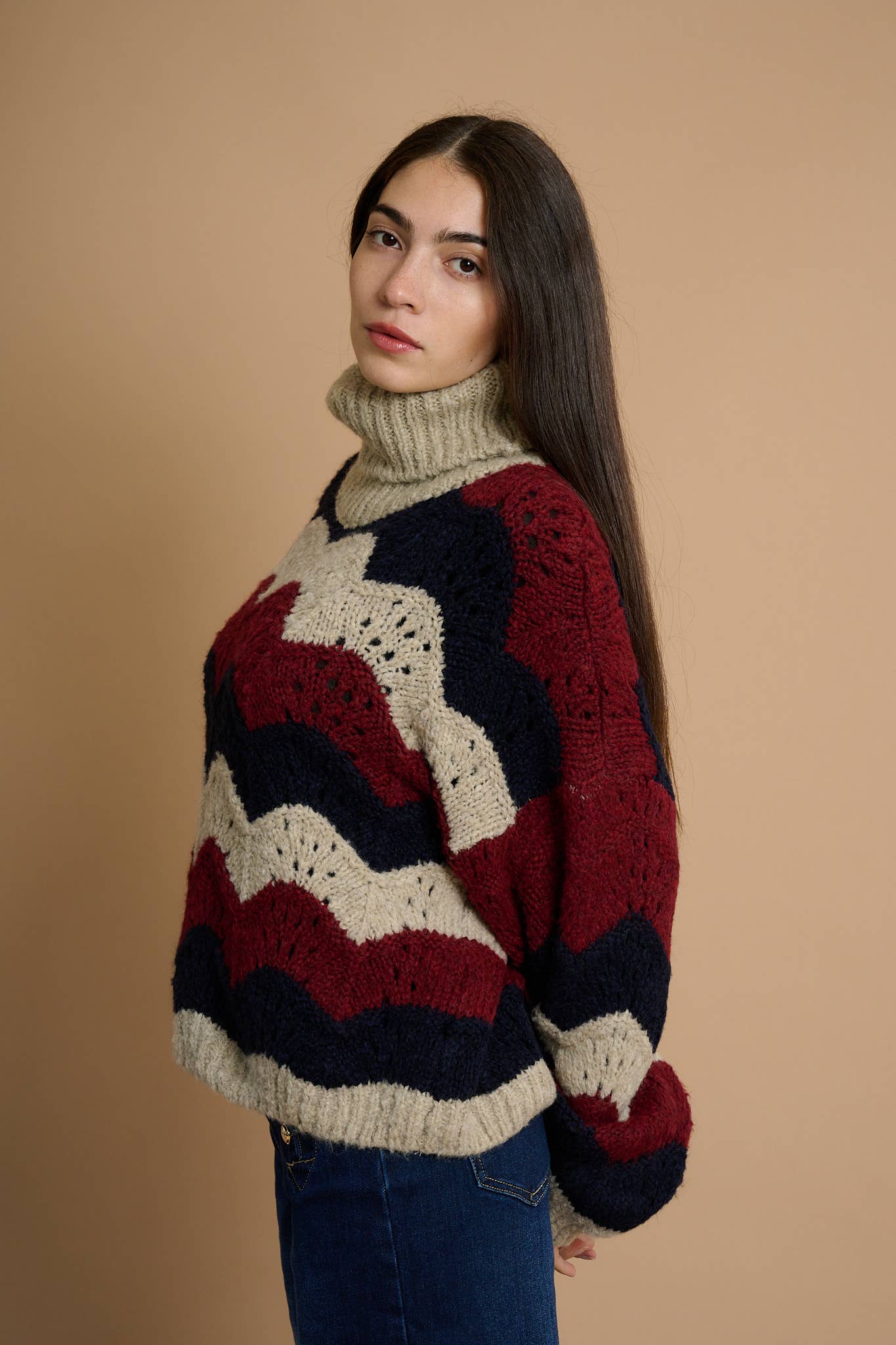 AMELÉ - Wholesale Knit Sweater - Women's - Multicolored zigzag chunky knit turtleneck sweater3