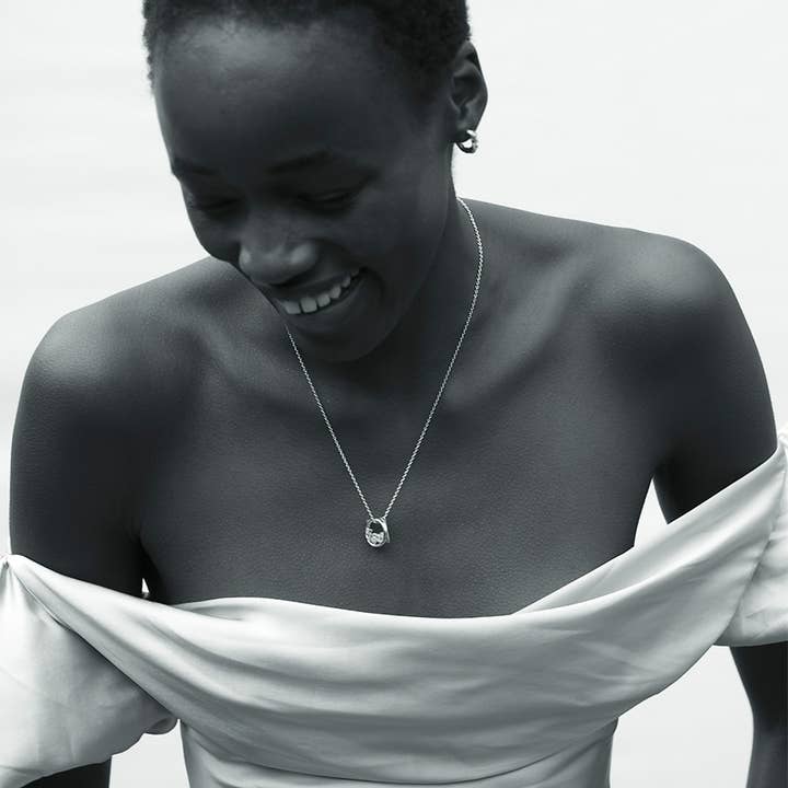 Carolin Stone Jewellery - Wholesale Pendant/Charm Necklace - Daring Necklace gold2