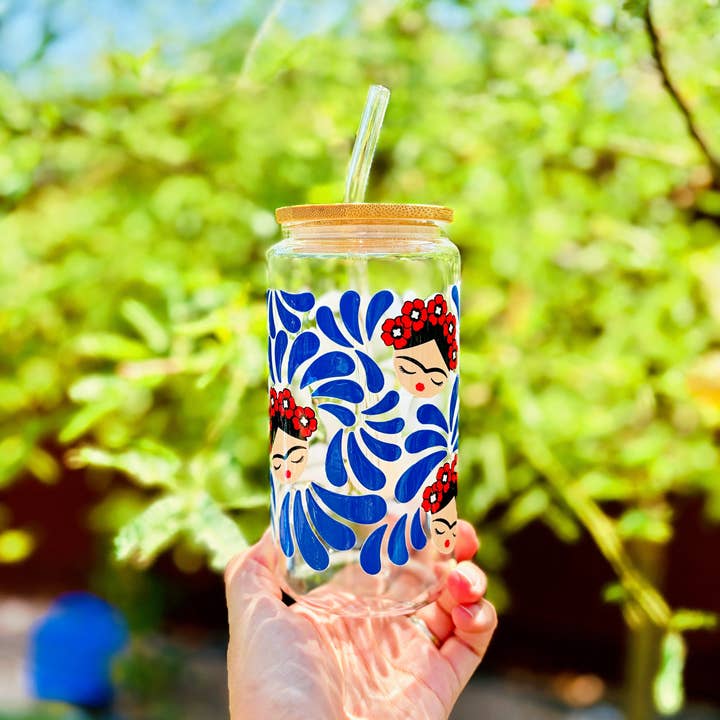 Las Changuis Tianguis - Wholesale Drinking Glass/Cup - Frida-Inspired Glass Cup – Talavera Blue | 16oz Libbey Can Glass with Bamboo Lid & Glass Straw