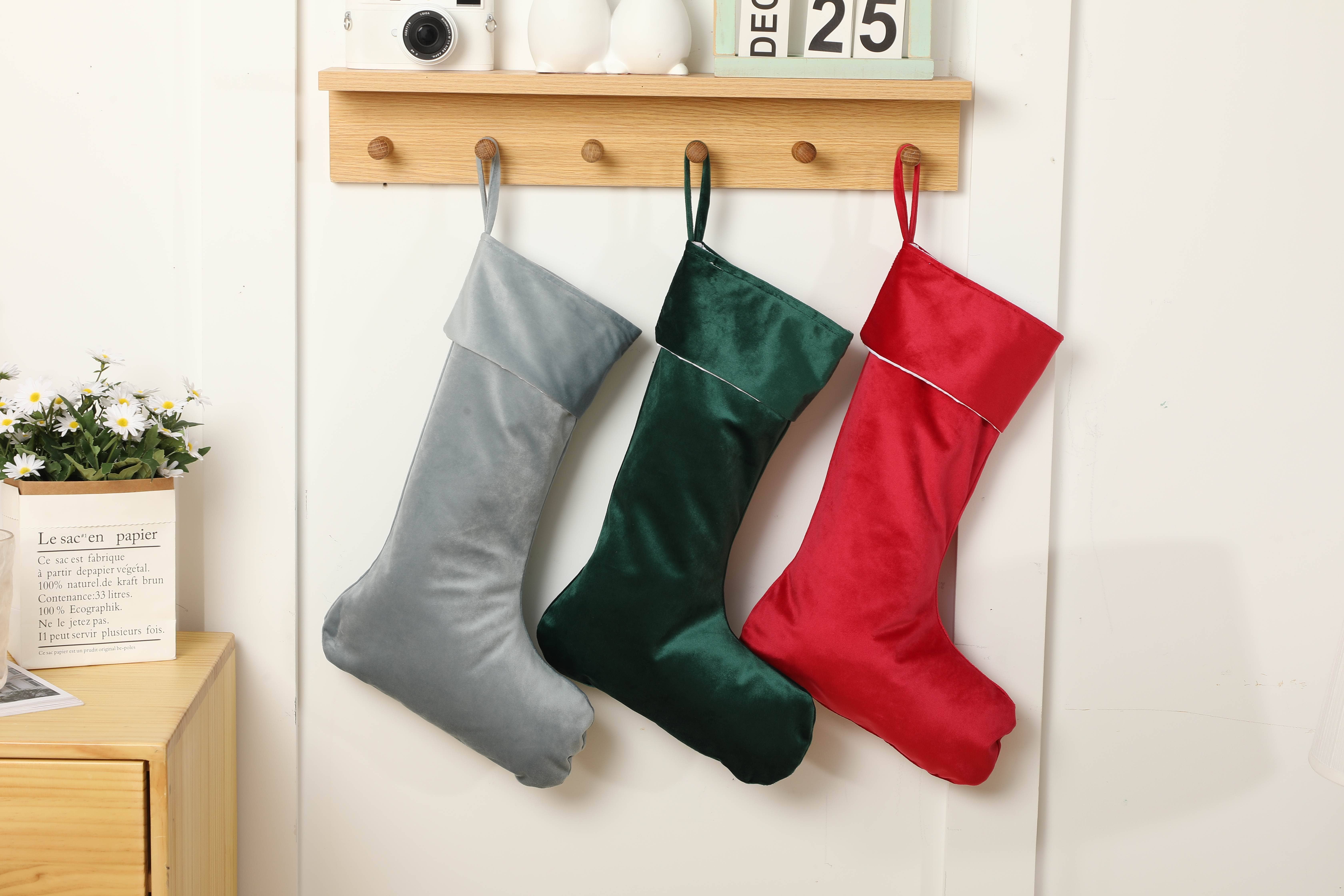Timber Tinkers – wholesale Holiday Stocking – Velvet Christmas Stocking (45cm)8