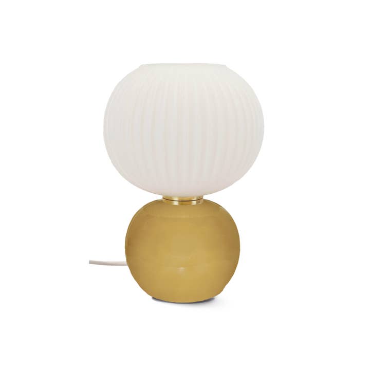 Adonis beige lamp pm D20 H28 cm voor wholesale door Opjet Paris