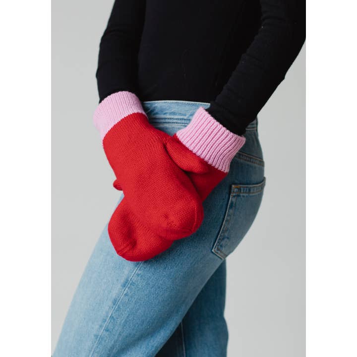 Panache Apparel Co. - Wholesale Mittens - Women's - Red & Pink Knit Mittens