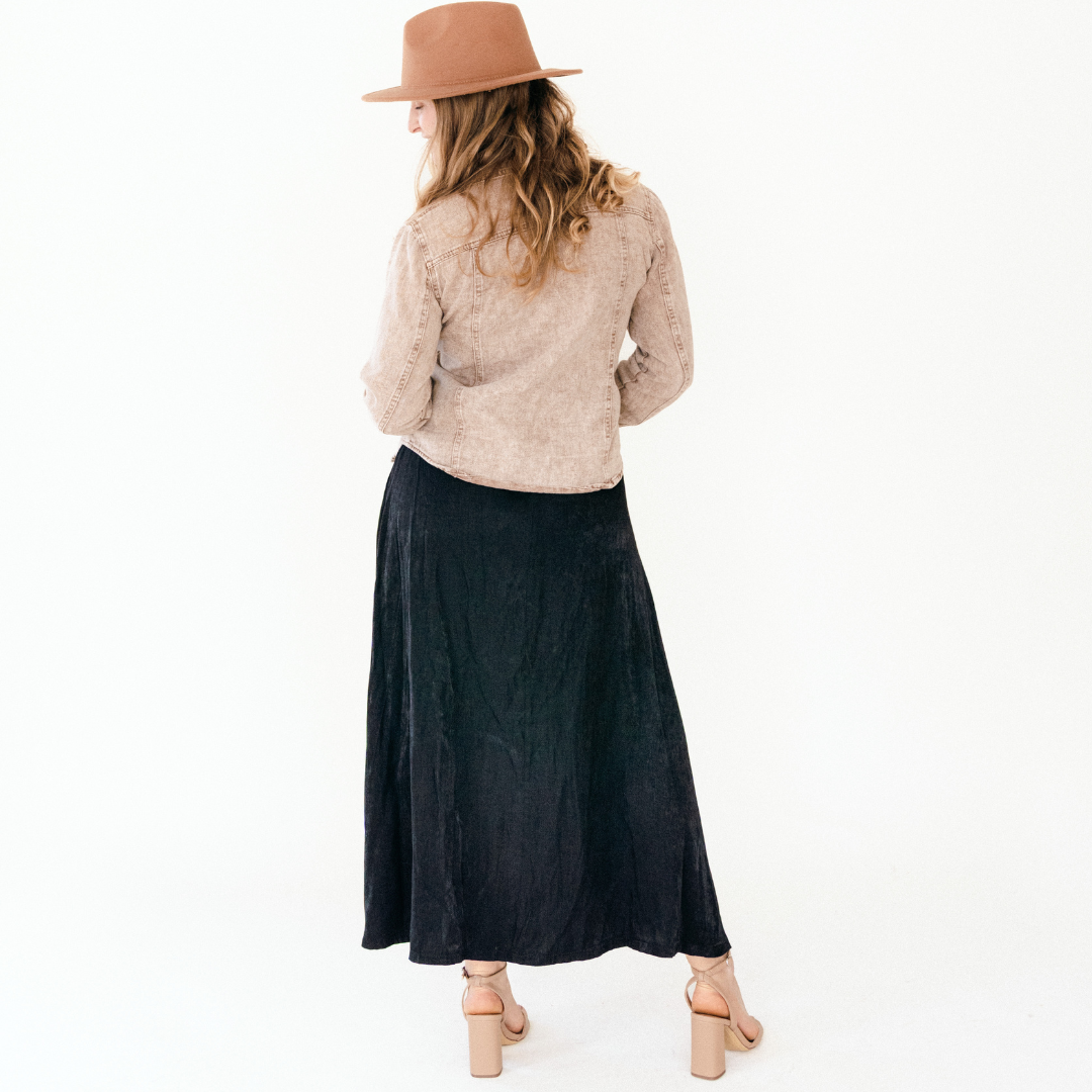 HAHA MAMA Clothing – Engroshandel Denimjakke - Dame – Brun denimjakke til kvinder1