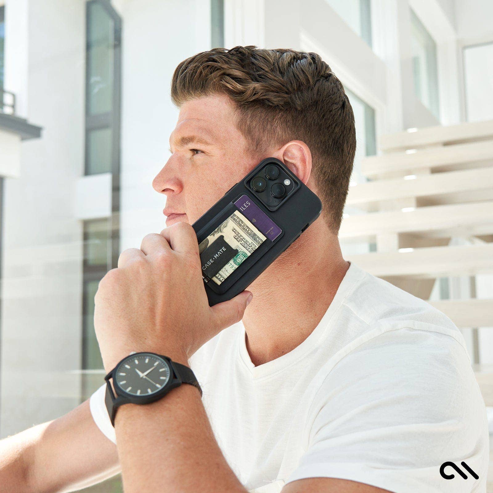 Black 3 in 1 MagSafe Wallet for wholesale on Faire6