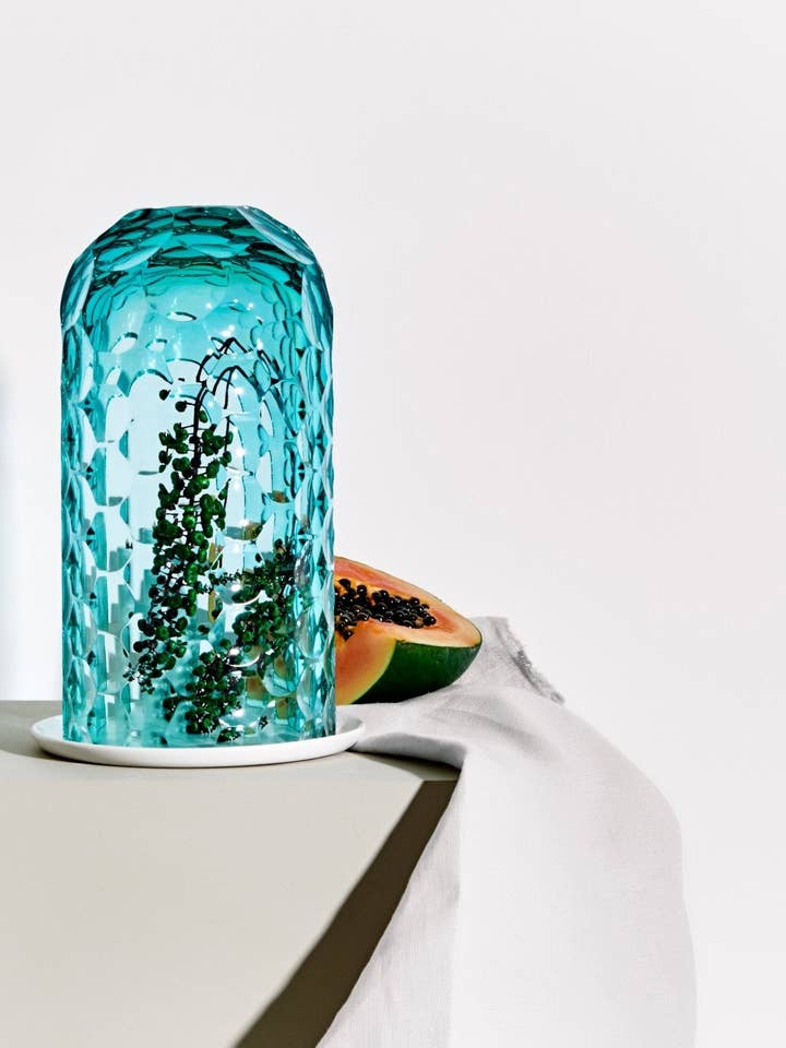 OP-Vase (M) for wholesale by Form & Seek