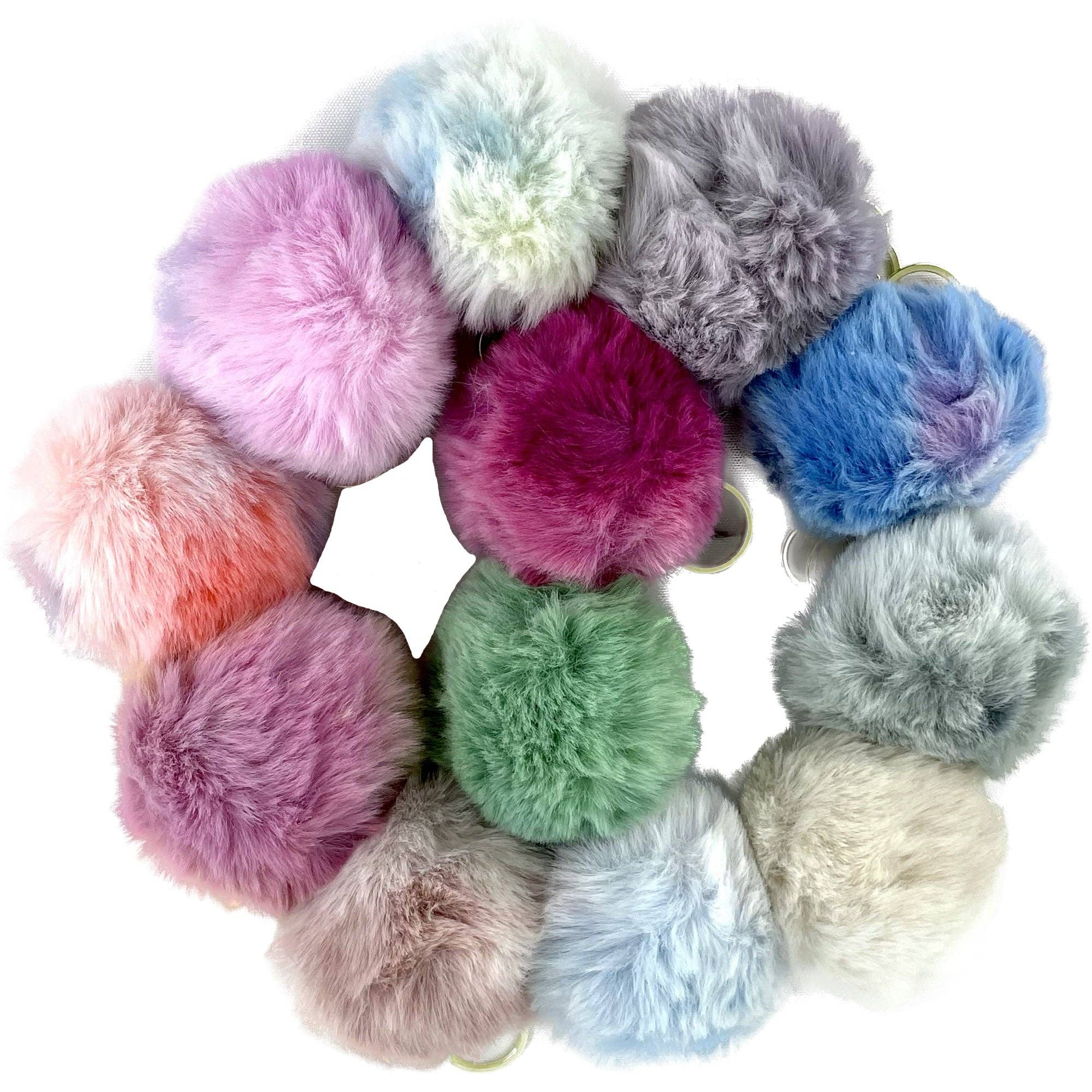 ASSORTI Porte-clés pompon KC0428-1 (lot de 12) en vente sur Faire1