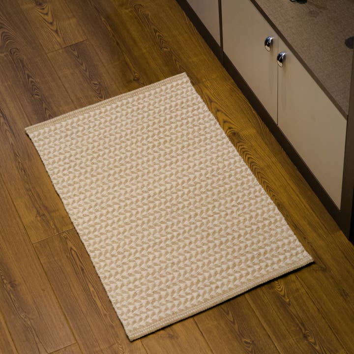 Quickway Imports - Wholesale Vloerkleed - Beige en witte geometrische wollen flatweave Kelim vloerkleed, 2' x 3'