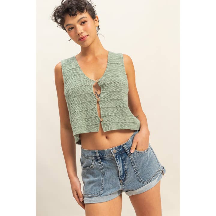 HYFVE - Wholesale Sweater Vest - Women's - DZ25A770-V-Neck Sleeveless Sweater Vest